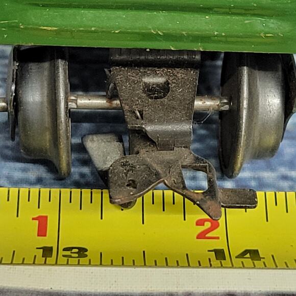 Vintage MARX "O" GAUGE #1950 GAEX 1950 DF BOX CAR GREEN W YELLOW STRIPE - Picture 5 of 10